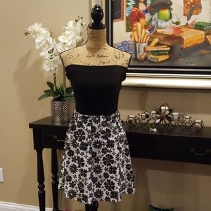 Blue Rain flower applique black strapless Rk:7:619